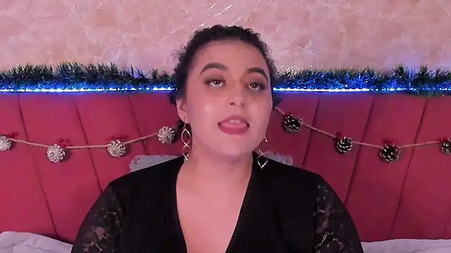LorenaStevens online show from December 24, 12:33 pm