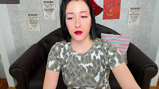 Snapshot of adell_berry chatting on January 23, 4:52 am adell berry online show from January 23, 4:52 am