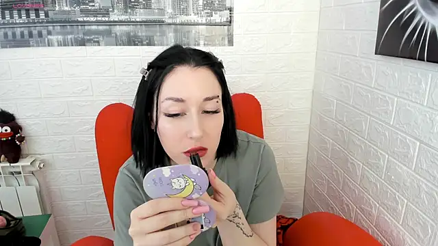 Snapshot of adell_berry chatting on February 15, 5:30 am adell berry online show from February 15, 5:30 am