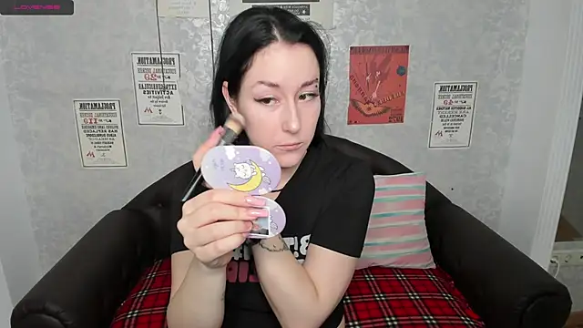 Snapshot of adell_berry chatting on March 2, 1:58 am adell berry online show from March 2, 1:58 am