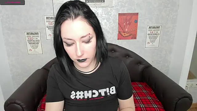 Snapshot of adell_berry chatting on March 2, 5:44 am adell berry online show from March 2, 5:44 am