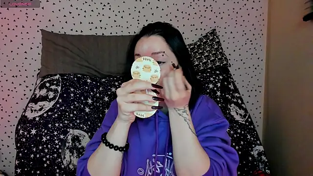 adell berry online show from February 12, 2:06 am