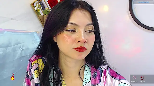 Snapshot of _Rouse_v chatting on February 6, 4:25 pm Rouse v online show from February 6, 4:25 pm