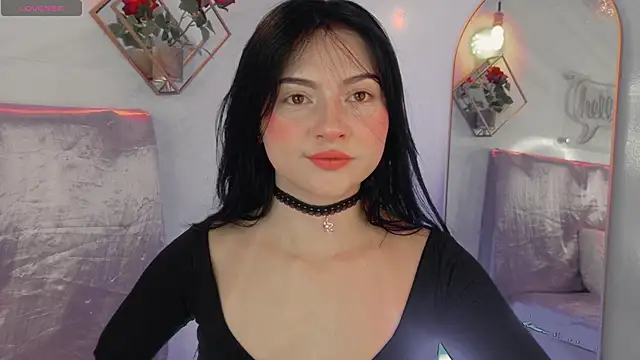 Snapshot of _Rouse_v chatting on November 25, 2:06 pm Rouse v online show from November 25, 2:06 pm