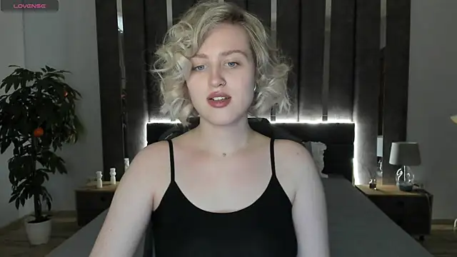  Sarah Soul  online show from December 16, 7:04 am