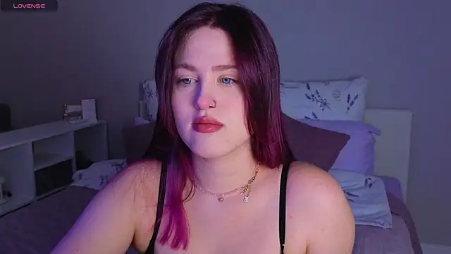 Snapshot of _Sarah_Soul_ chatting on December 4, 11:35 pm Sarah Soul online show from December 4, 11:35 pm