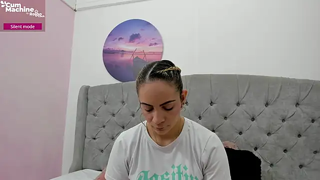 Valesskahall online show from November 14, 12:15 pm