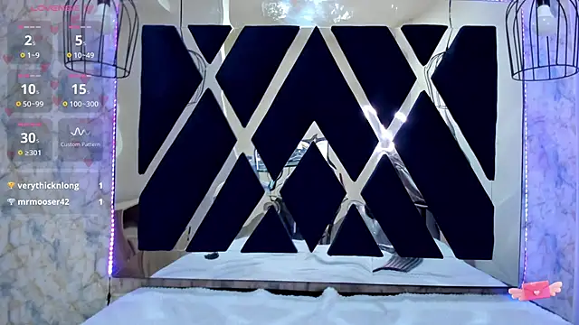  alaia collway  online show from December 4, 3:10 pm