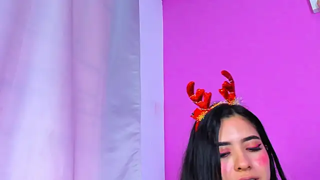 adara johnson   online show from December 29, 2:42 pm