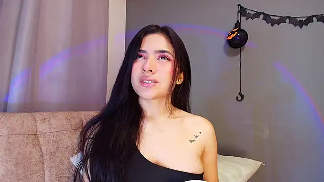 adara johnson   online show from October 3, 11:51 am