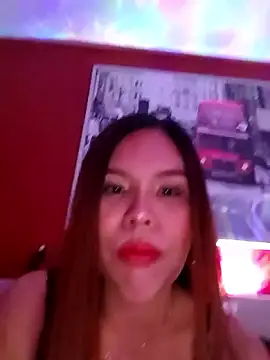 Snapshot of MySecrets01 chatting on May 1, 11:09 pm MySecrets01 online show from May 1, 11:09 pm