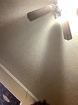 yosparky online show from September 13, 9:36 pm