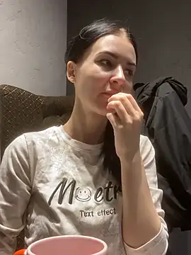 Starry Siren online show from October 28, 7:12 am