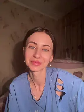 Snapshot of Starry_Siren chatting on April 15, 3:52 pm Starry Siren online show from April 15, 3:52 pm