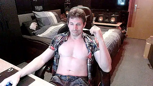 dreamwallker21 online show from March 27, 8:41 pm