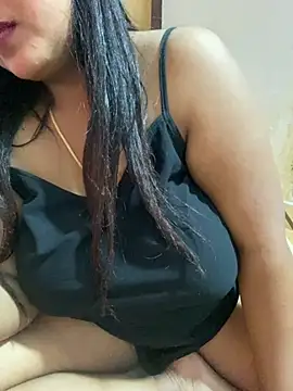 Ayesha mahi online show from March 22, 11:53 pm