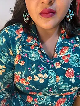 Ayesha mahi online show from October 4, 10:57 am