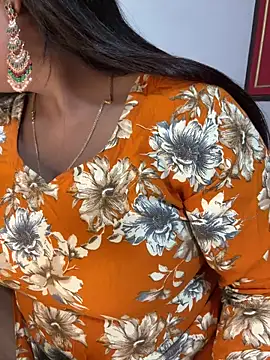 Snapshot of Ayesha_mahi chatting on March 31, 9:10 am Ayesha mahi online show from March 31, 9:10 am