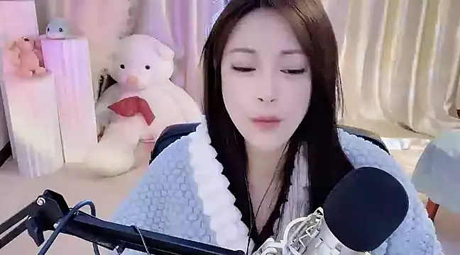 Daisy-77 online show from December 11, 10:27 pm
