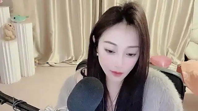 Daisy-77 online show from January 5, 8:10 pm