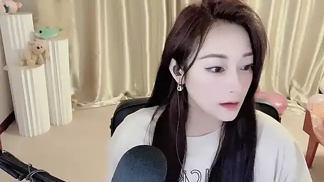 Daisy-77 online show from January 13, 5:44 pm