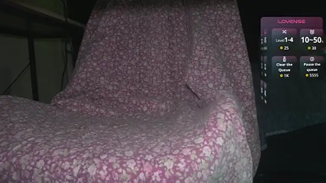 Snapshot of AXEL_AG5 chatting on March 8, 1:15 pm AXEL AG5 online show from March 8, 1:15 pm