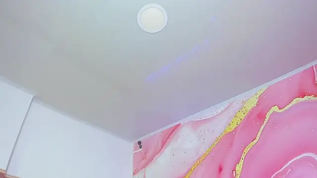 Daisy  rose online show from July 4, 3:02 am