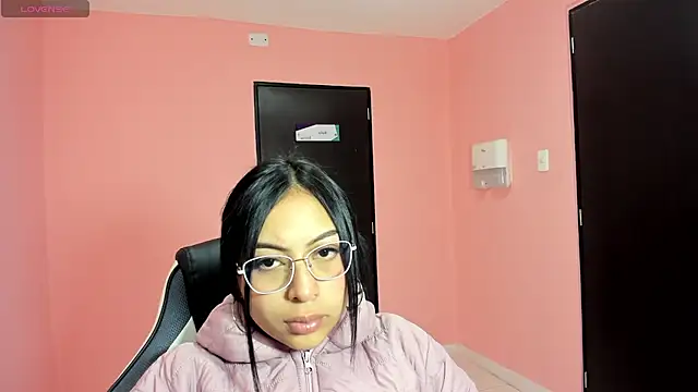 AlanaPetterson online show from December 11, 12:34 pm