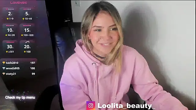 Snapshot of LoolitaBeauty_ chatting on February 7, 8:11 am LoolitaBeauty online show from February 7, 8:11 am