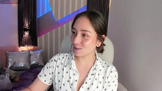 emily layton online show from January 15, 3:39 pm