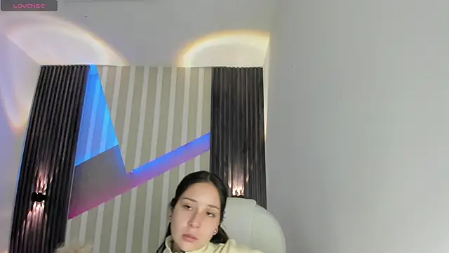 emily layton online show from January 25, 3:30 pm