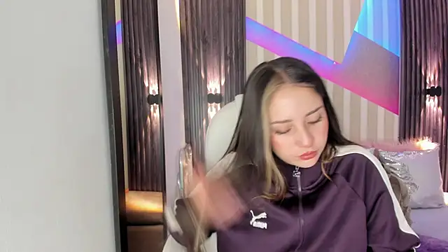 emily layton online show from October 6, 2:36 pm