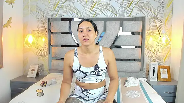 Snapshot of Alison_Chan_ chatting on February 28, 2:07 pm Alison Chan online show from February 28, 2:07 pm