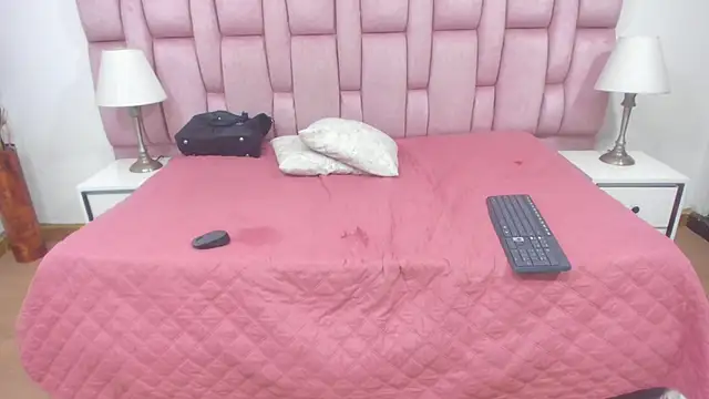 melody brunnet online show from March 18, 3:53 pm