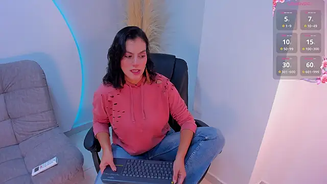 Snapshot of Ada_Monroe10 chatting on October 7, 1:30 pm Ada Monroe10 online show from October 7, 1:30 pm