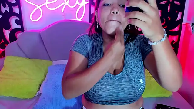 horny babyss online show from December 27, 1:22 am