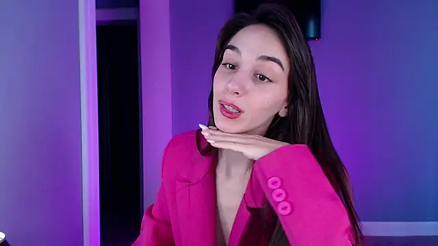 Snapshot of ElizabethElison chatting on December 16, 9:57 am ElizabethElison online show from December 16, 9:57 am