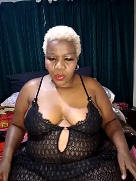 dirasweetlipsxx online show from June 13, 4:27 pm