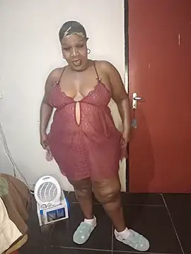 dirasweetlipsxx online show from June 15, 9:39 pm