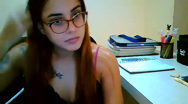 maliamiller online show from March 18, 9:10 pm