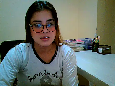 maliamiller online show from September 27, 3:06 pm