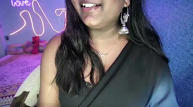 Snapshot of expression_queen chatting on January 29, 8:56 pm expression queen online show from January 29, 8:56 pm