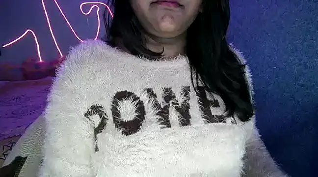 Snapshot of expression_queen chatting on February 2, 7:14 pm expression queen online show from February 2, 7:14 pm