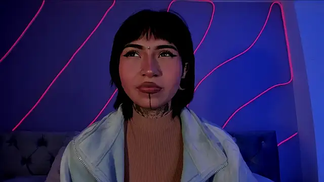 Evangeline bell online show from December 23, 4:06 pm