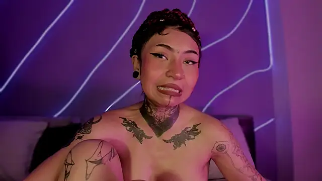 Evangeline bell online show from January 7, 5:53 pm