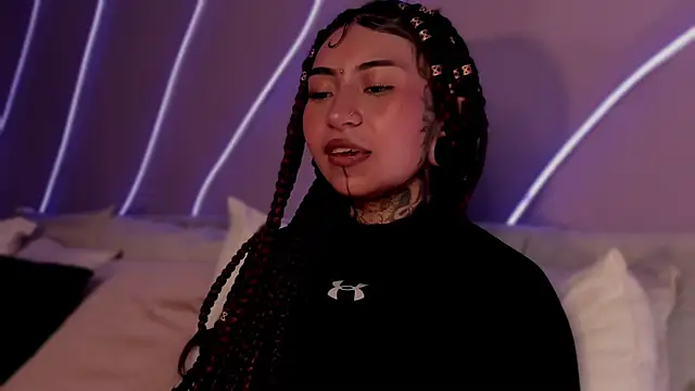 Evangeline bell online show from January 8, 6:41 pm