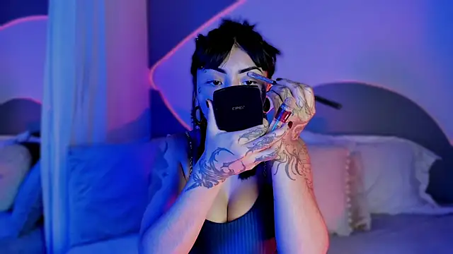 Evangeline bell online show from September 11, 12:38 pm