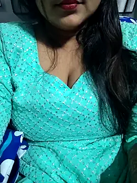 Jeenat  online show from December 14, 6:52 pm