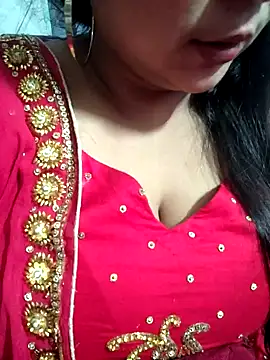 Jeenat  online show from December 23, 8:57 pm