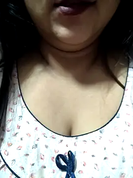 Jeenat  online show from December 29, 11:08 pm